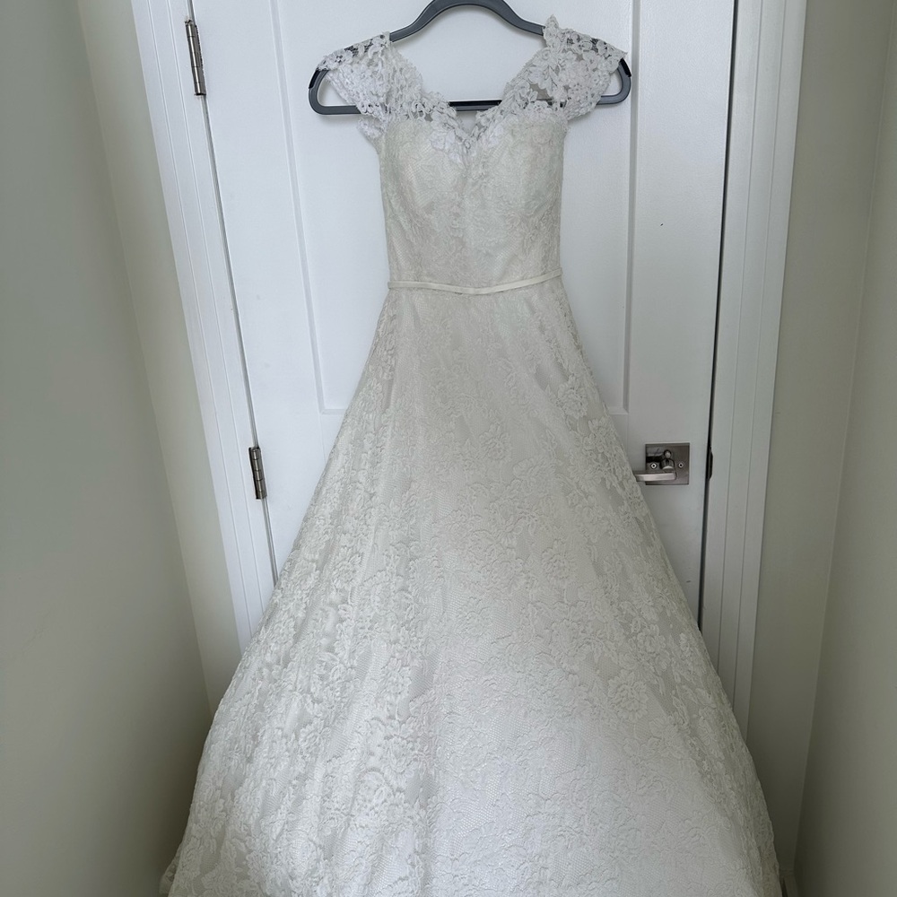 LACE A LINE WEDDING DRESS